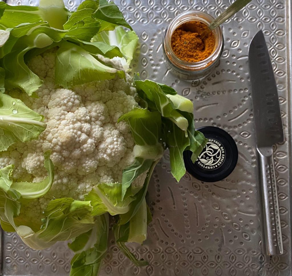 Le soleil est dans la cuisine …
On a testé une recette marocaine appelée zaalouk…